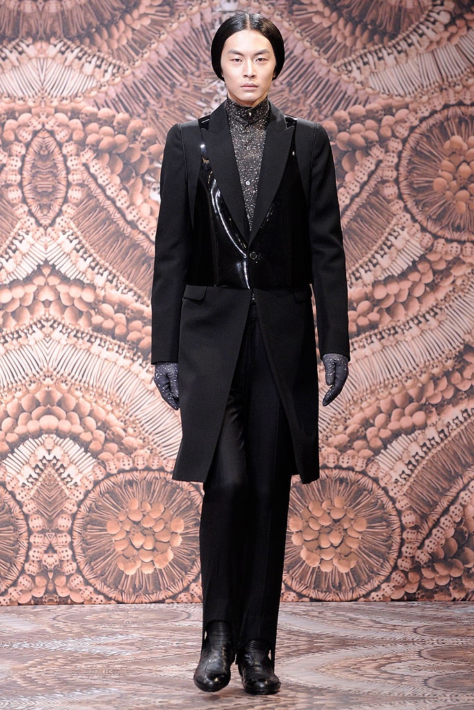 black silk long-sleeve collared tailored buttoned zippered suit
