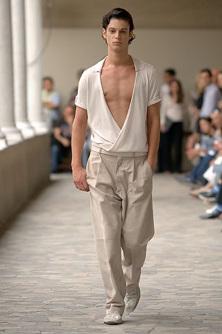 white cotton short-sleeve v-neck relaxed draped shirt