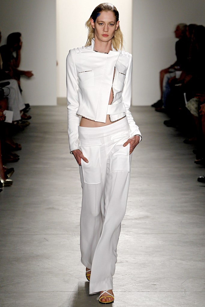 white cotton long-sleeve collared fitted zippered jacket