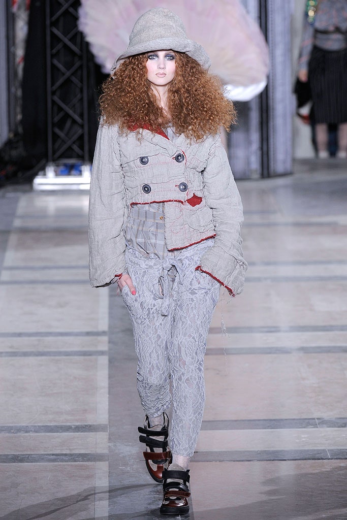 gray cotton long-sleeve collared oversized buttoned layered jacket