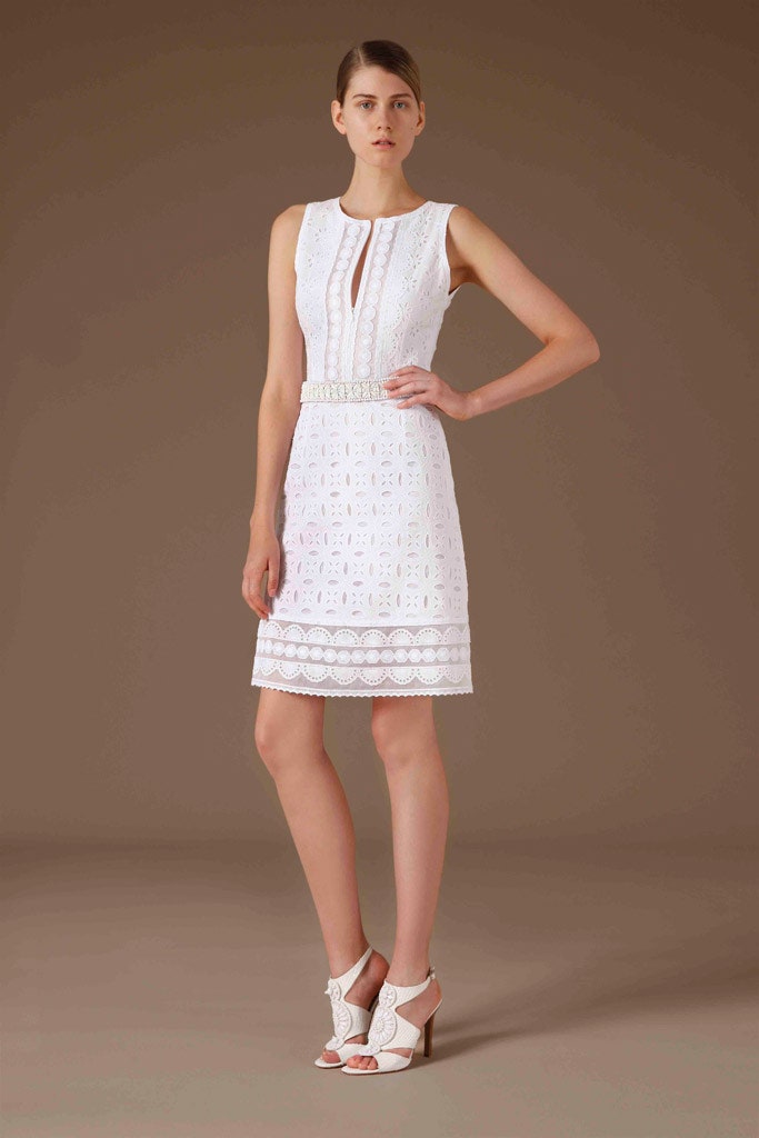 white fitted sleeveless dress