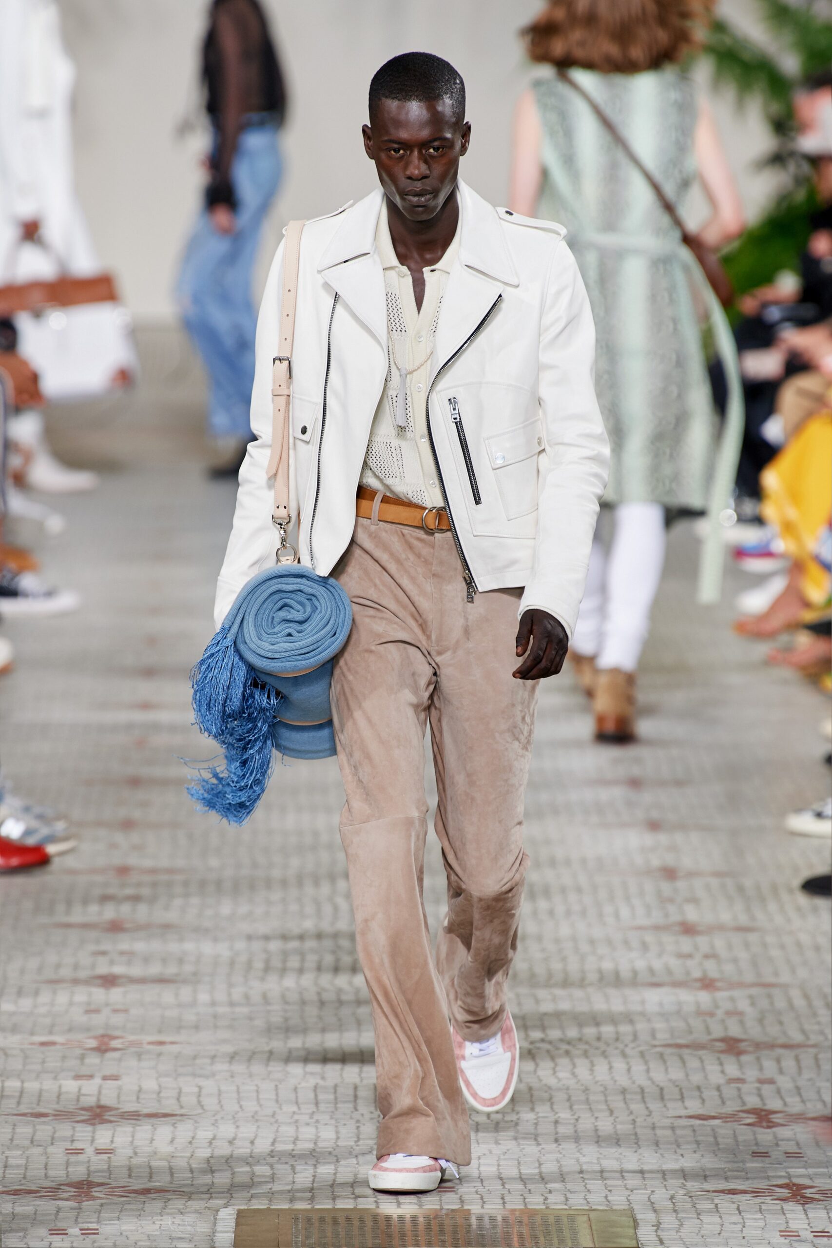 white leather long-sleeve collared fitted zippered jacket