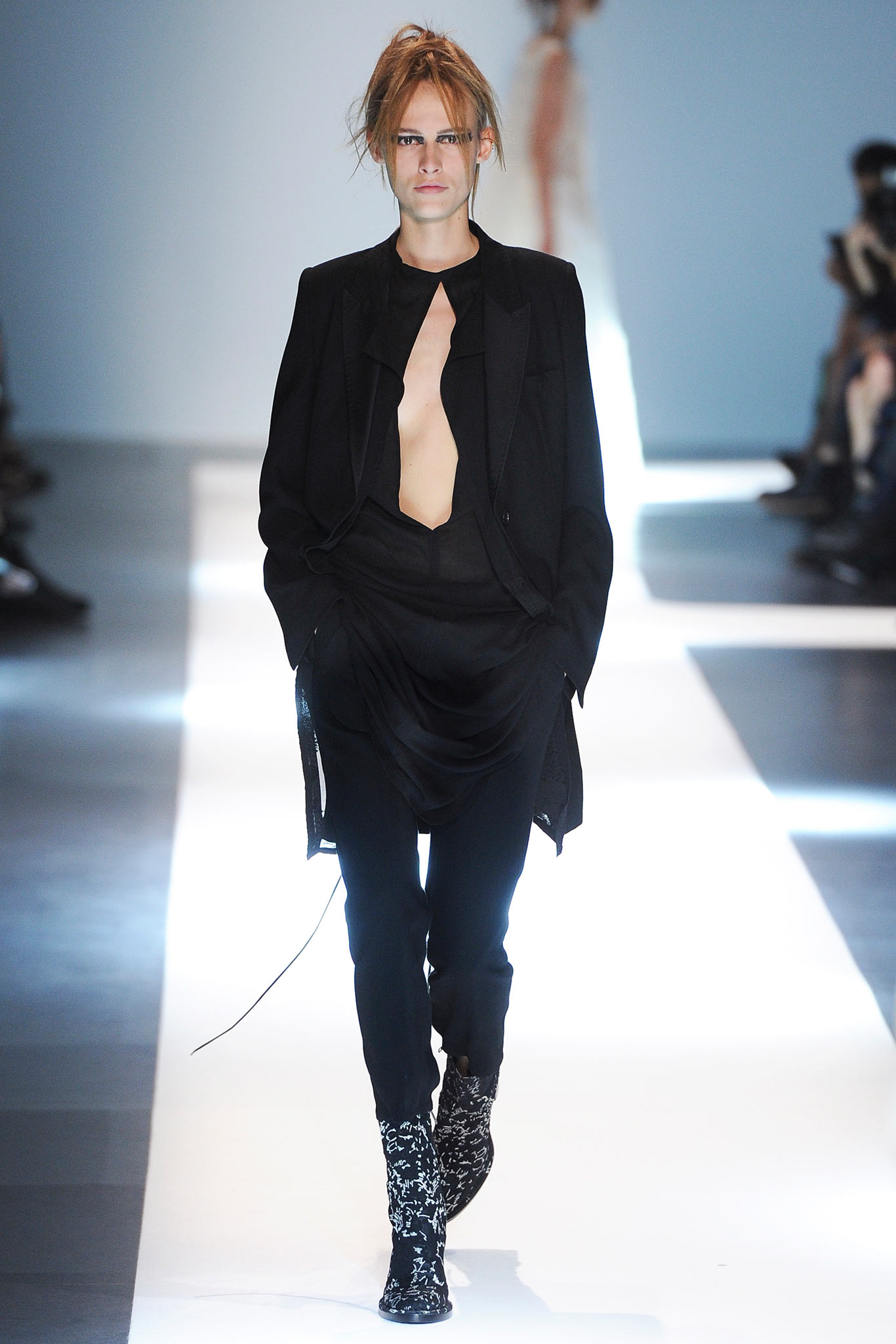 black tailored blazer with fitted pants