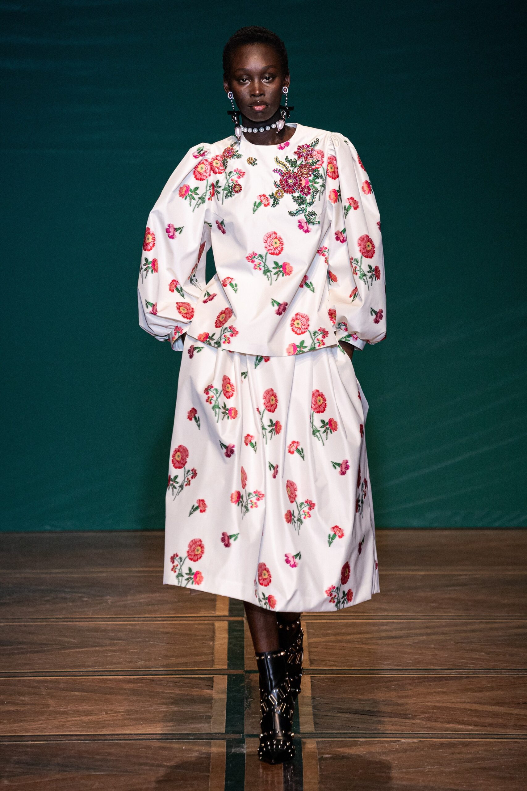 white floral relaxed midi dress