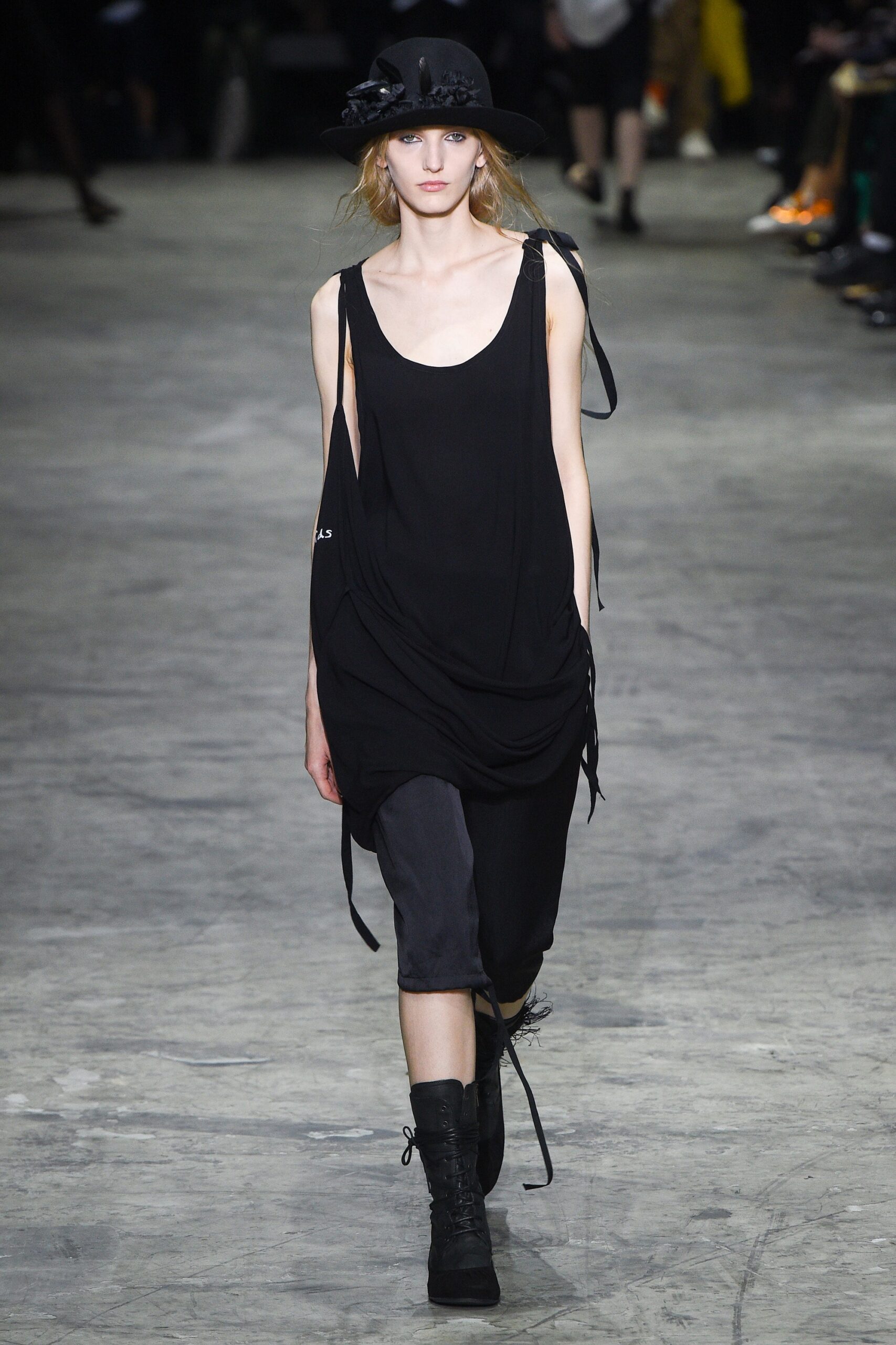 black relaxed mini dress with pants