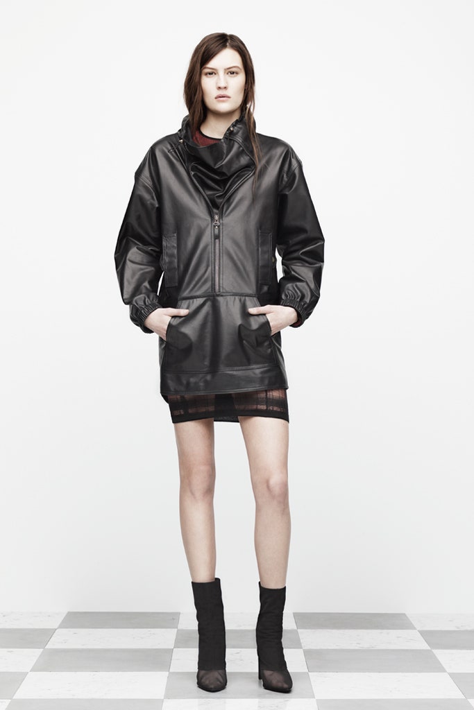 black leather long-sleeve relaxed zippered pockets short jacket