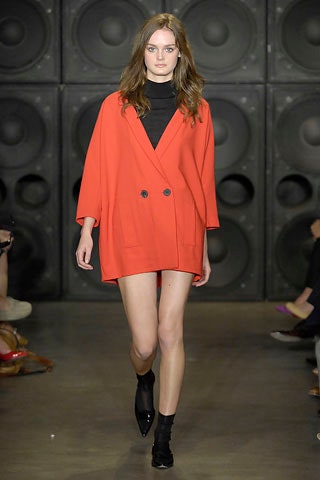 red long-sleeve collared oversized short blazer