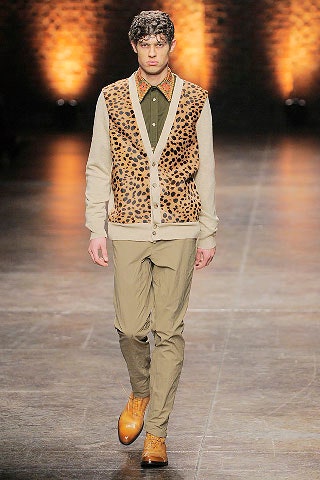 beige animal-print cardigan with green shirt