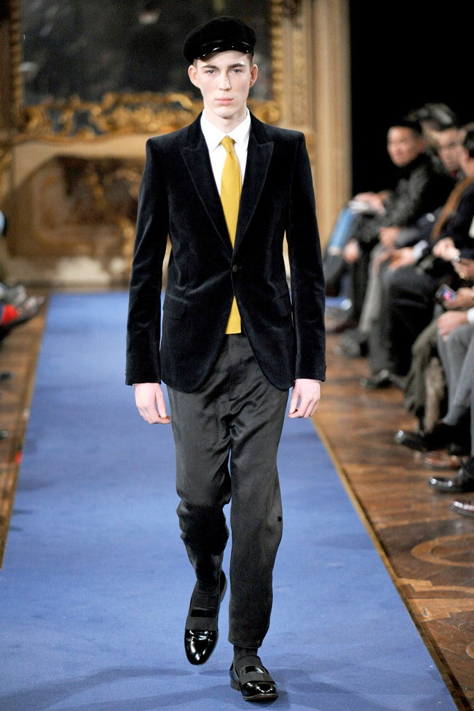 black velvet tailored blazer