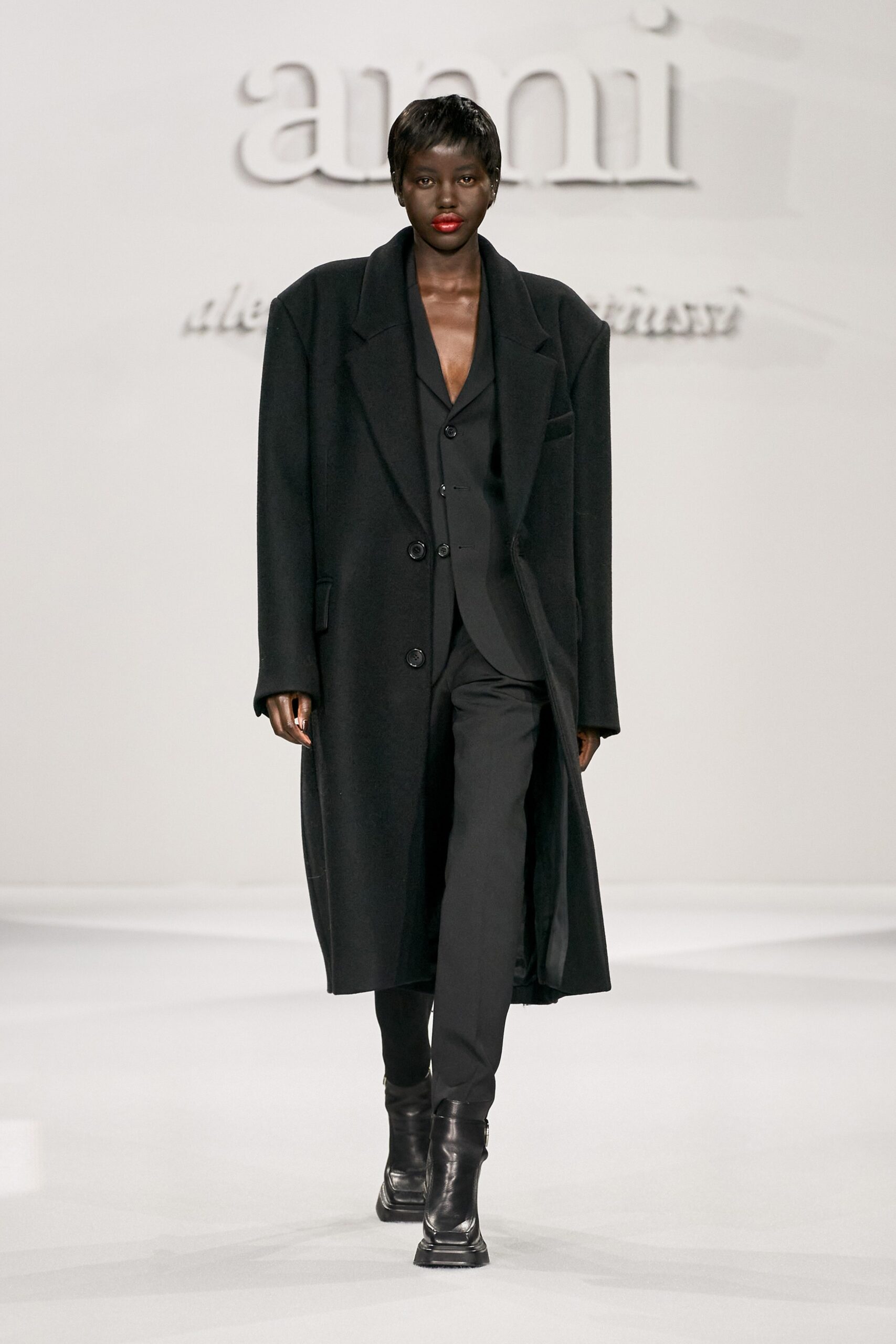 oversized black wool coat