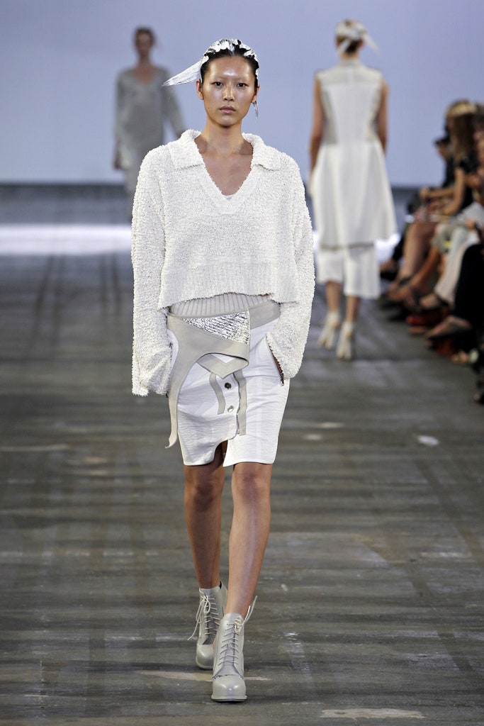 white relaxed sweater with pencil skirt