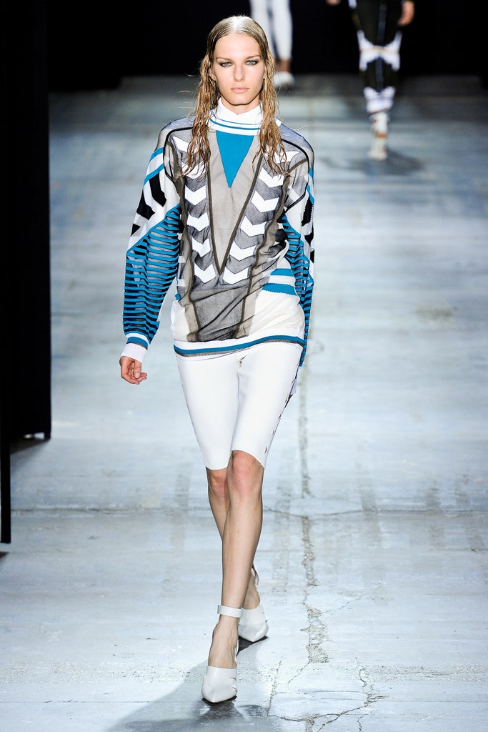 blue cotton long-sleeve high-neck fitted printed top
