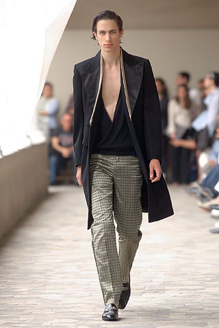 black wool long-sleeve v-neck fitted structured coat