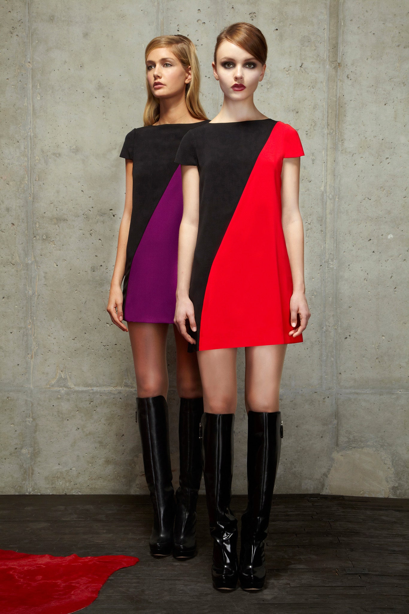 red silk sleeveless high-neck fitted color-blocked mini mini-dress