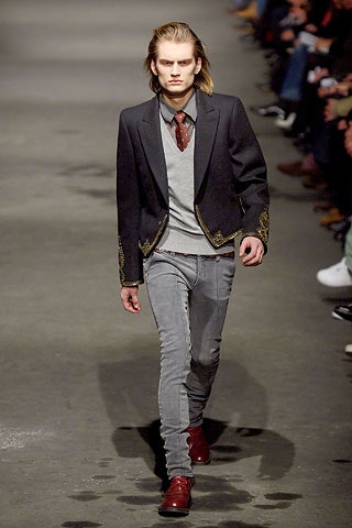 black tailored blazer with gray shirt