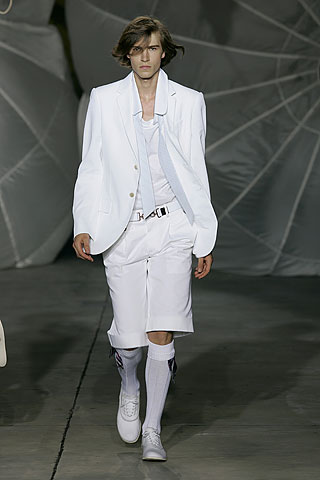 white relaxed zippered short shorts
