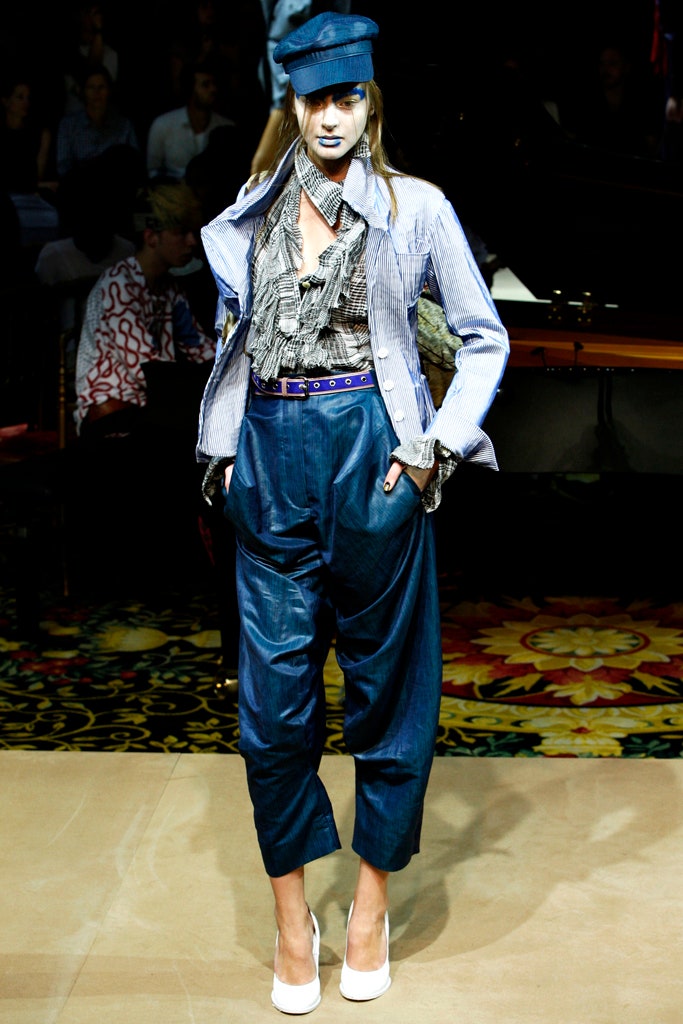blue relaxed jacket with wide-leg pants