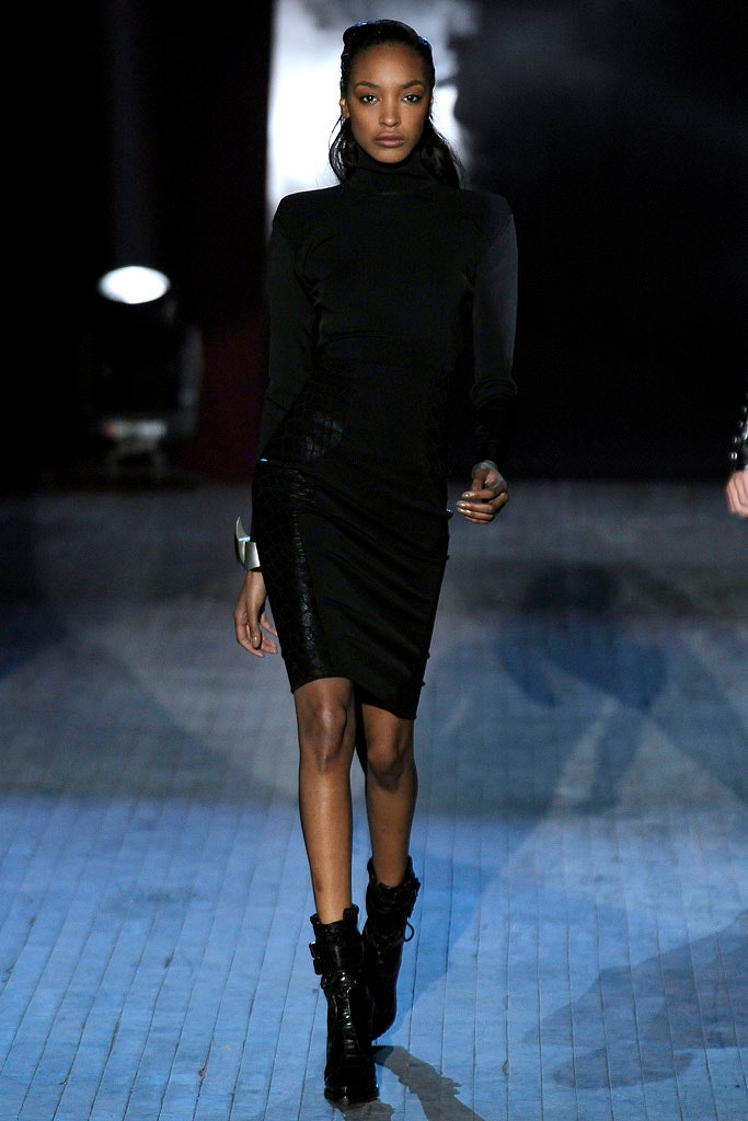 black fitted long-sleeve dress