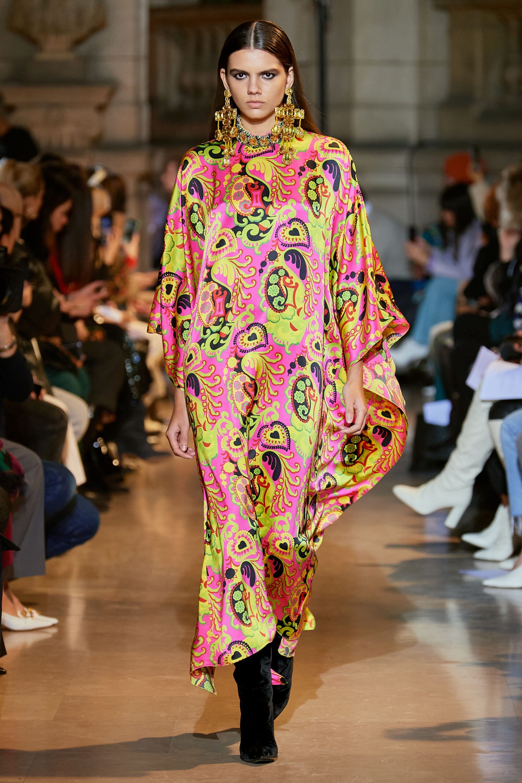 relaxed printed maxi dress