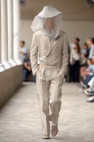 white mesh flowing hat
