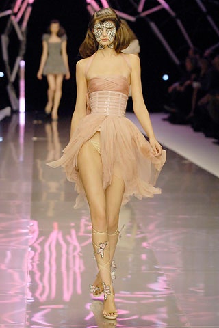 pink tiered strapless dress