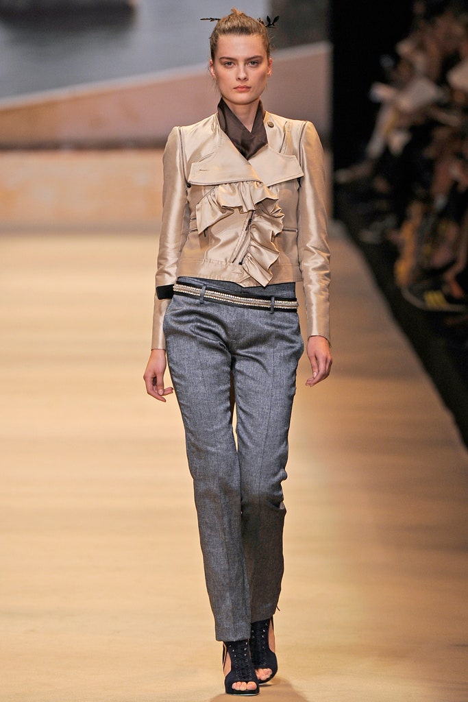beige silk long-sleeve collared fitted ruffled jacket