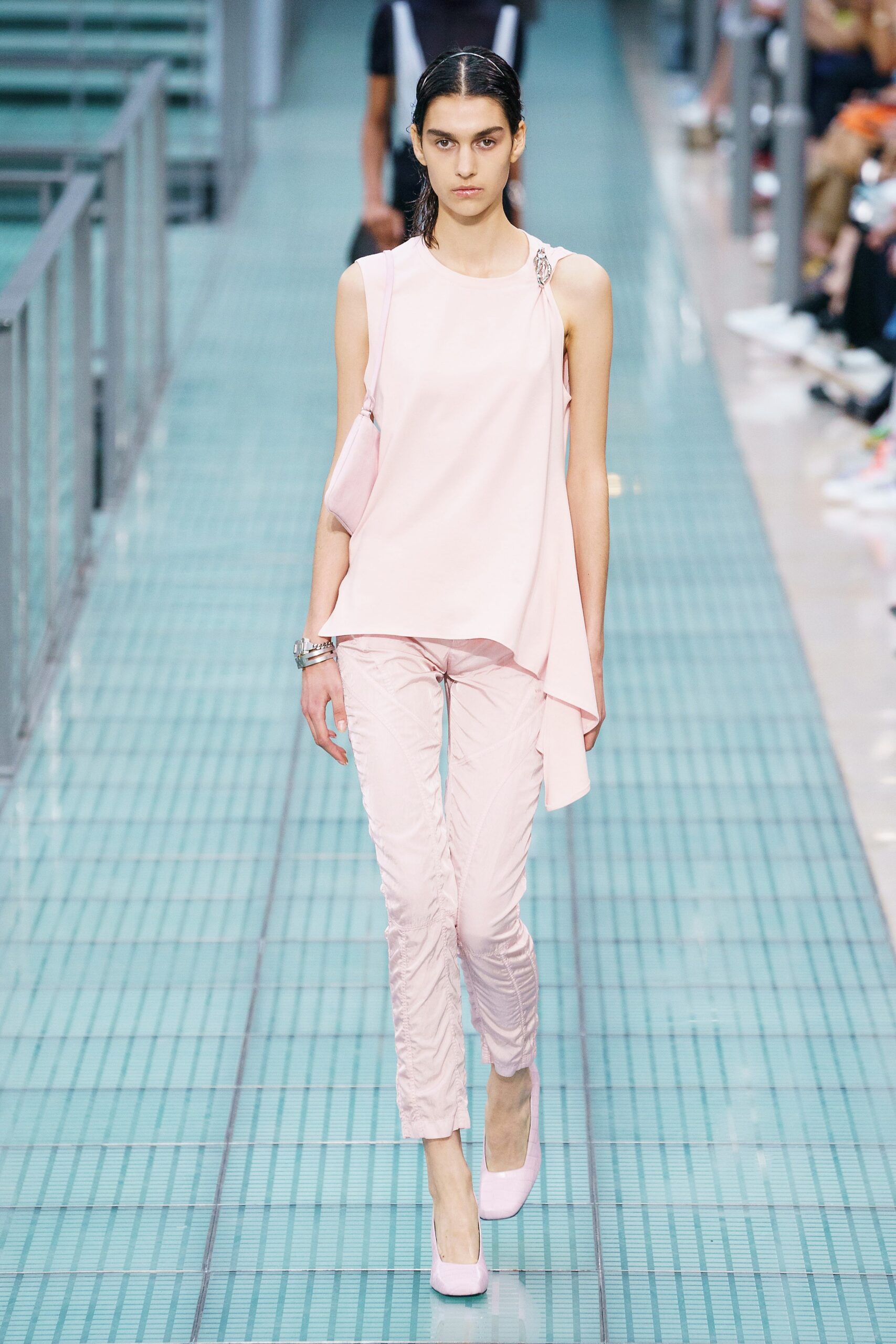 pink fitted zippered pants