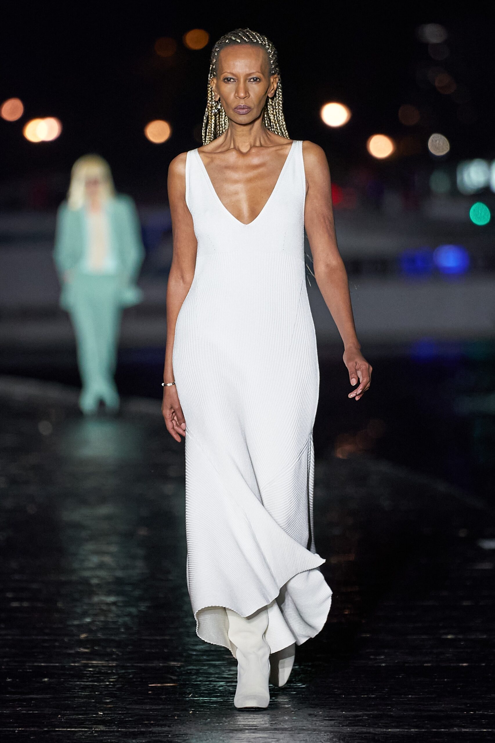 fitted white sleeveless dress