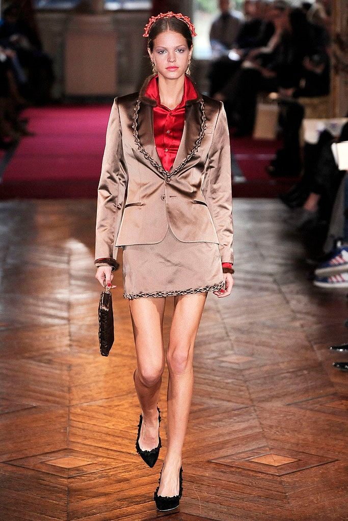 brown satin long-sleeve collared fitted buttoned shiny blazer
