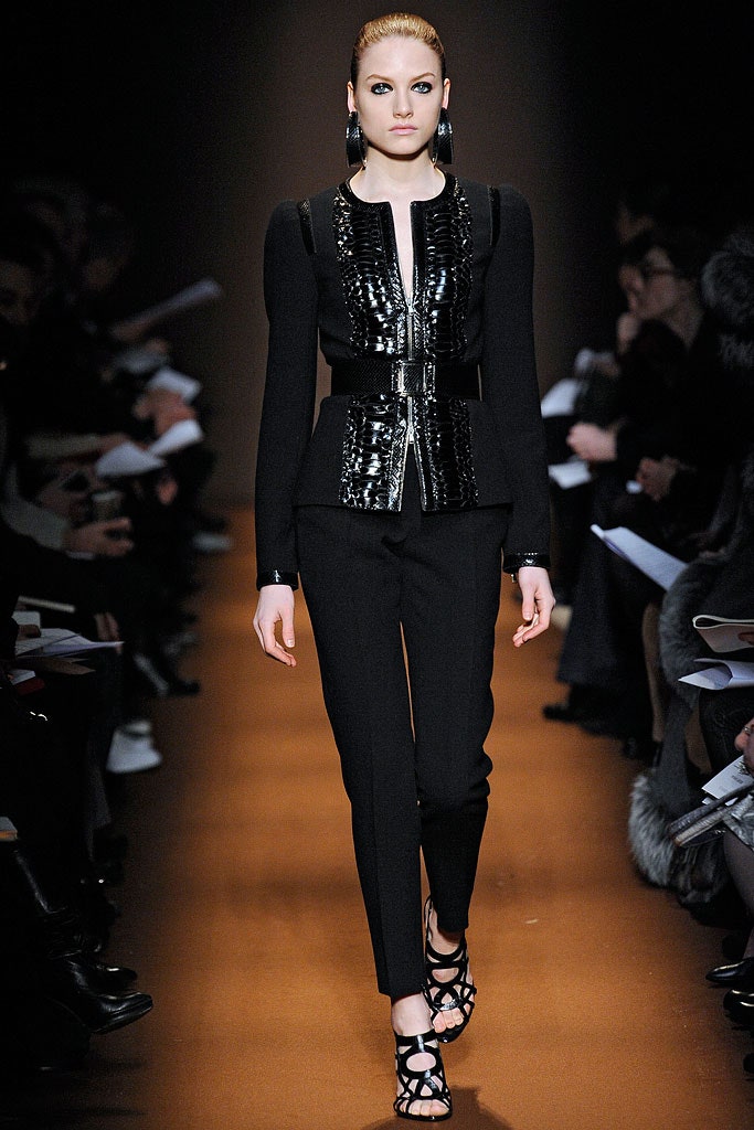 black fitted blazer and pants