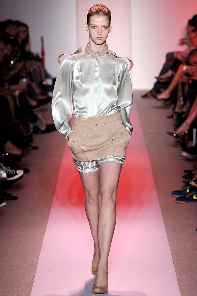 gray silk long-sleeve collared fitted buttoned shiny shirt