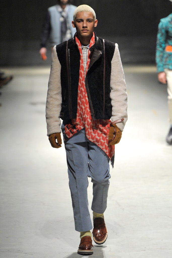 relaxed black and white jacket with printed shirt