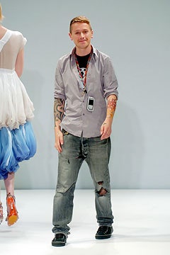 Alistair Carr S/S 05 Look 81