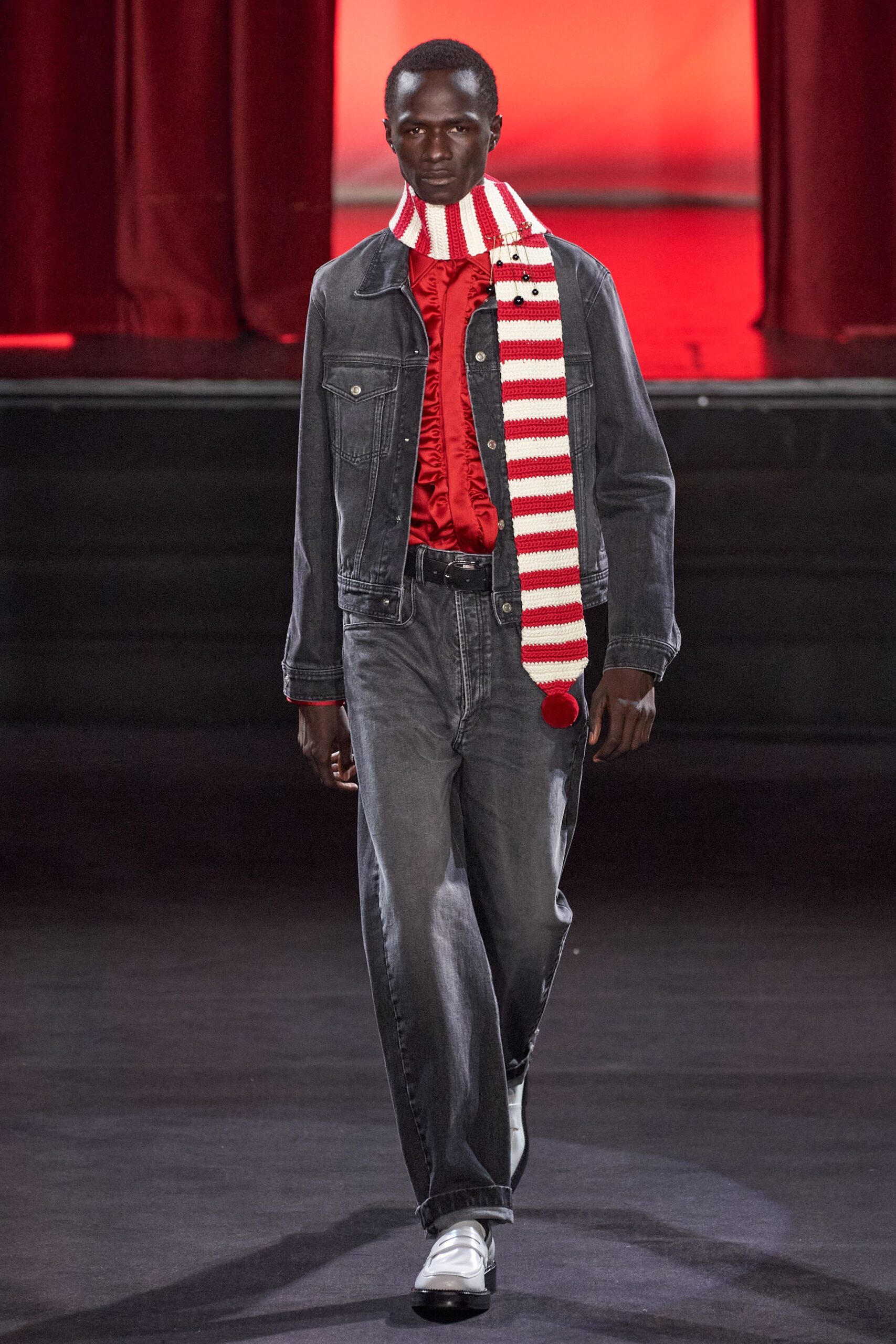 gray denim jacket with red shirt
