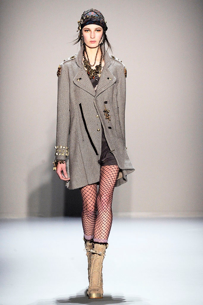 gray cotton long-sleeve collared relaxed buttoned embroidered coat