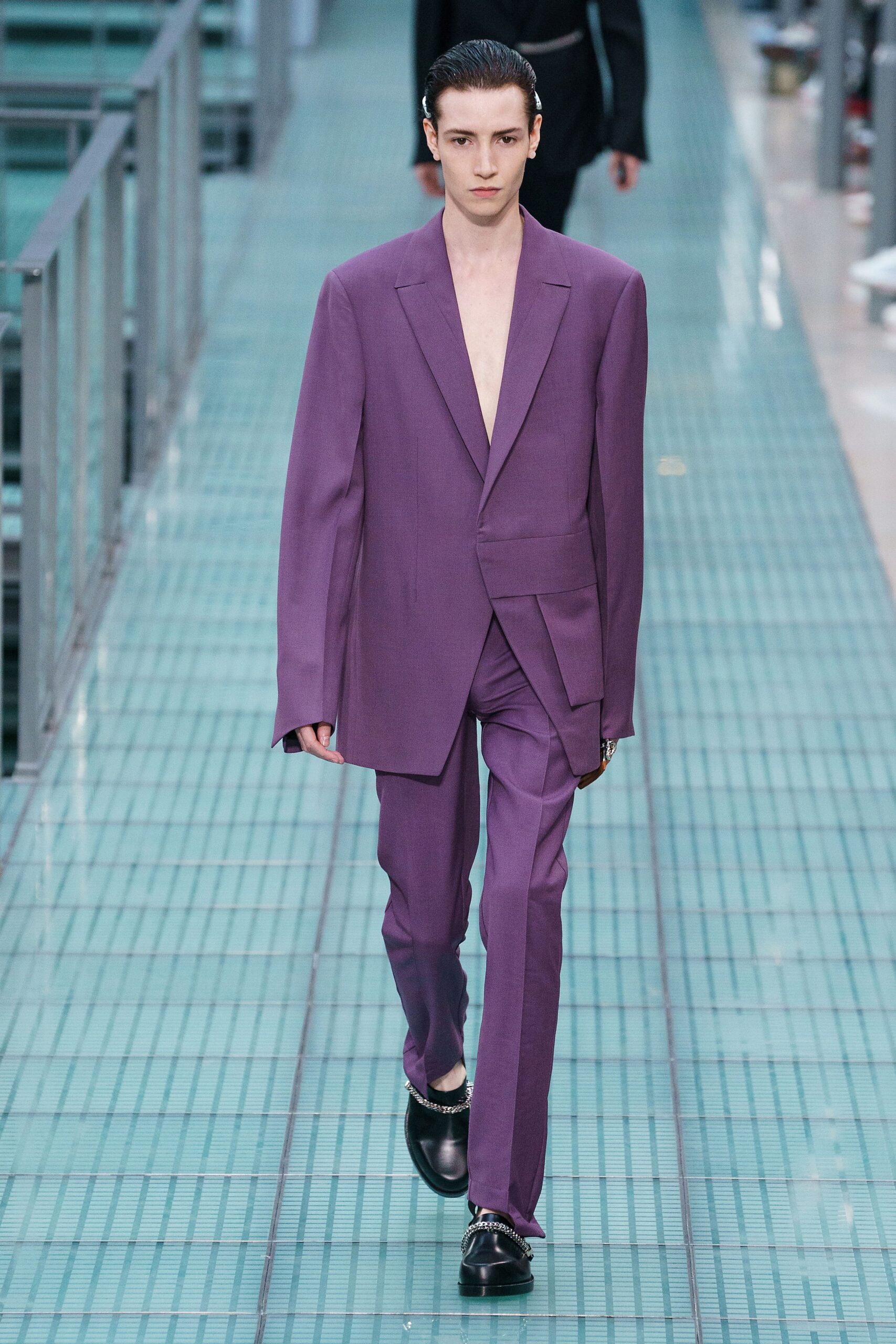 purple long-sleeve v-neck tailored buttoned suit