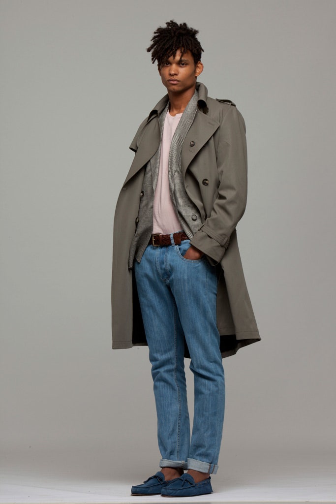 gray trench coat with pink shirt