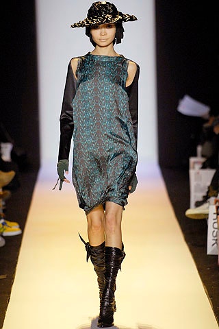 teal printed relaxed dress with gloves and hat