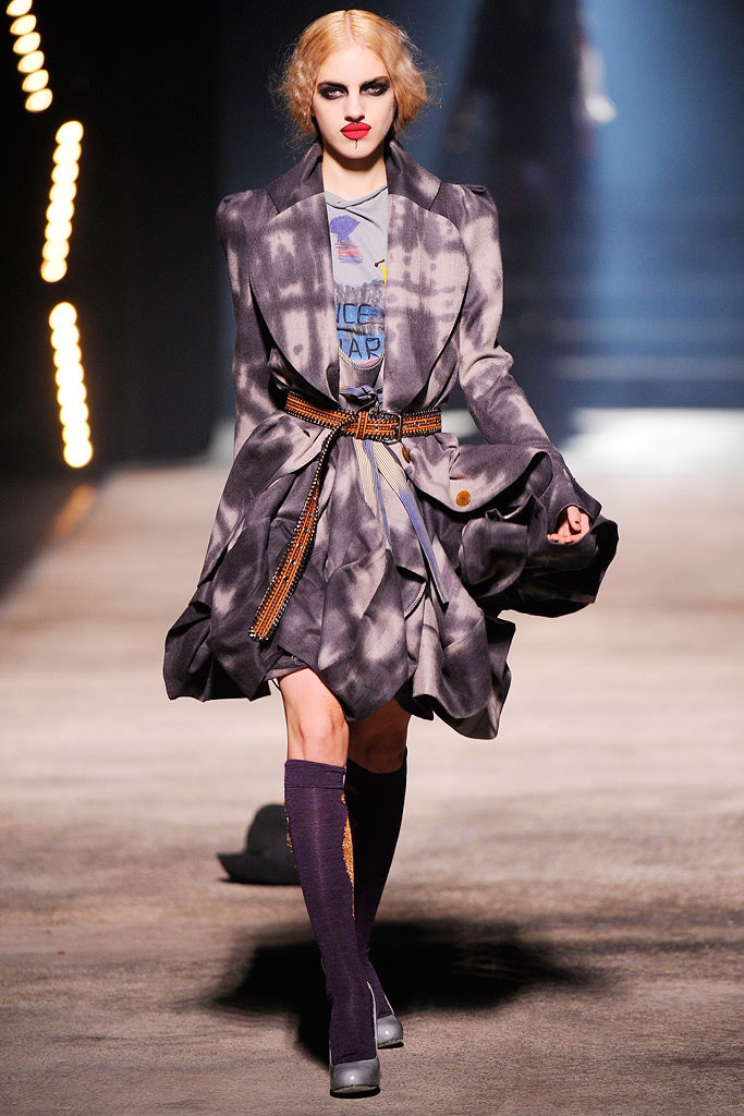 gray cotton long-sleeve collared fitted belted draped coat