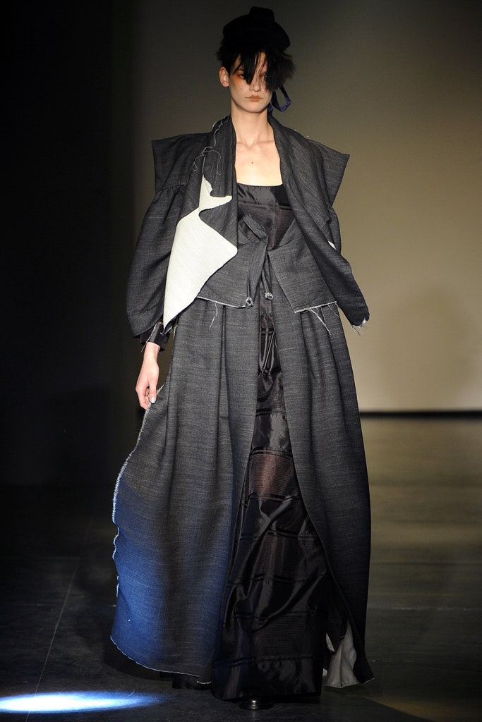 black denim long-sleeve collared relaxed layered coat