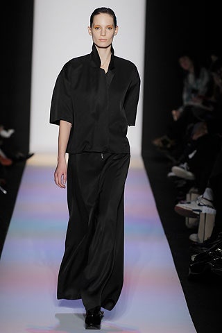 black silk short-sleeve collared relaxed structured top