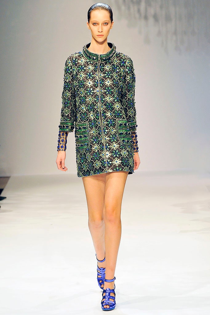 green silk long-sleeve collared fitted embroidered zippered coat