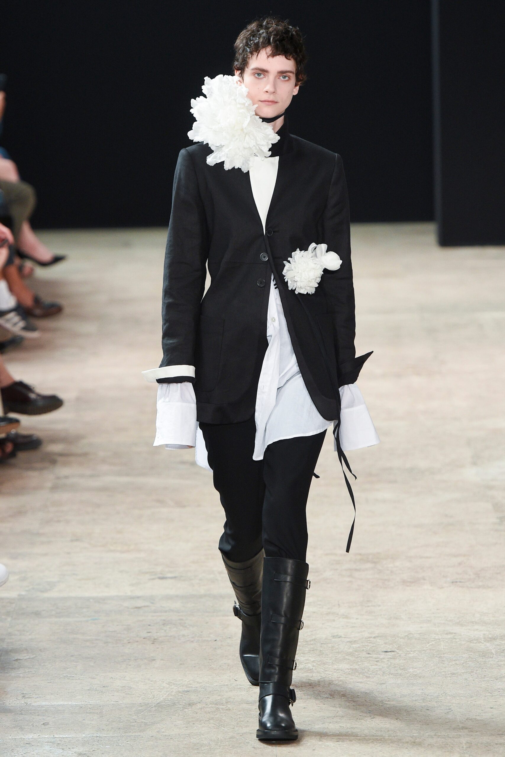 black tailored blazer with white shirt