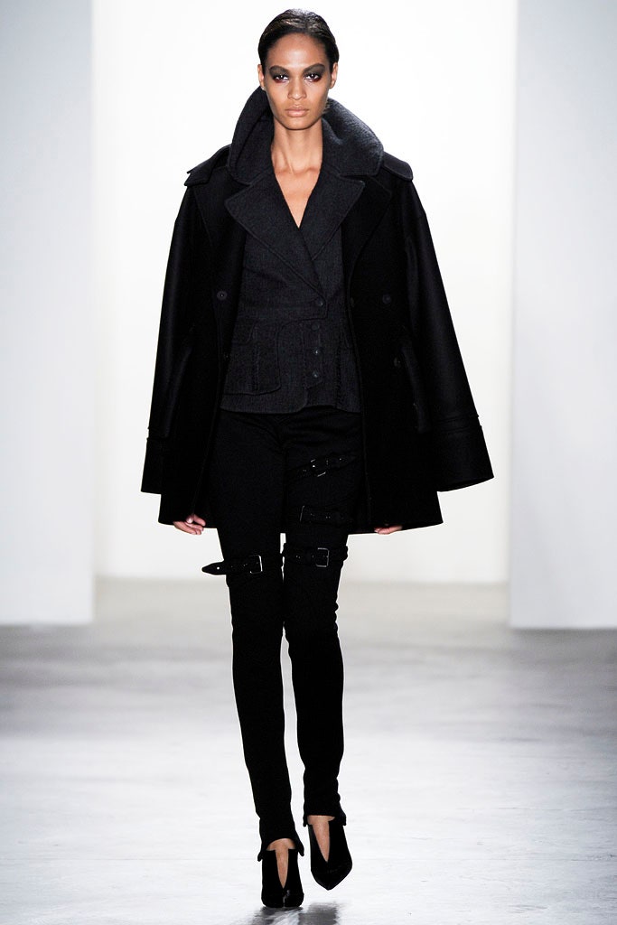 black wool long-sleeve collared tailored zippered blazer