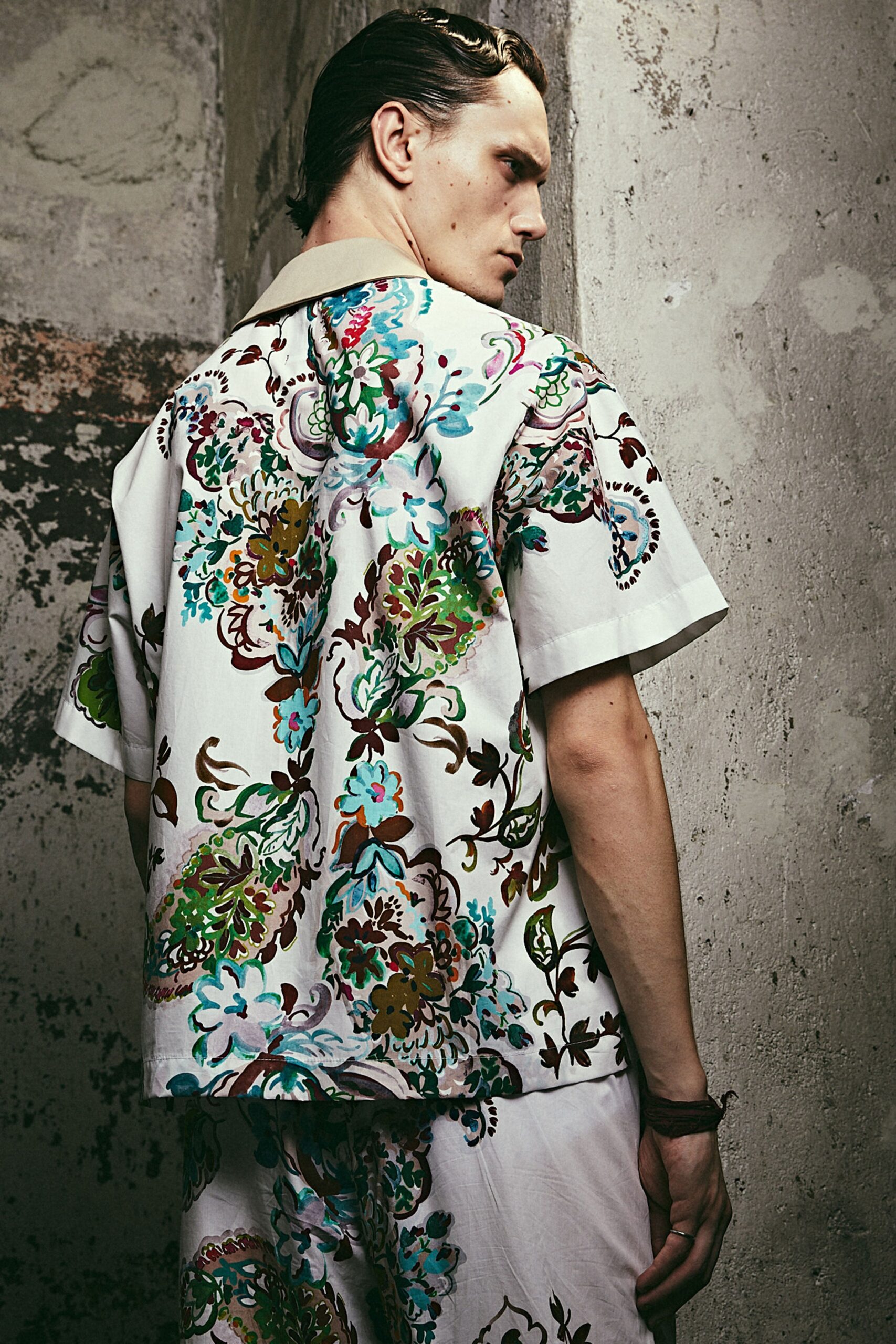 relaxed fit printed shirt and pants