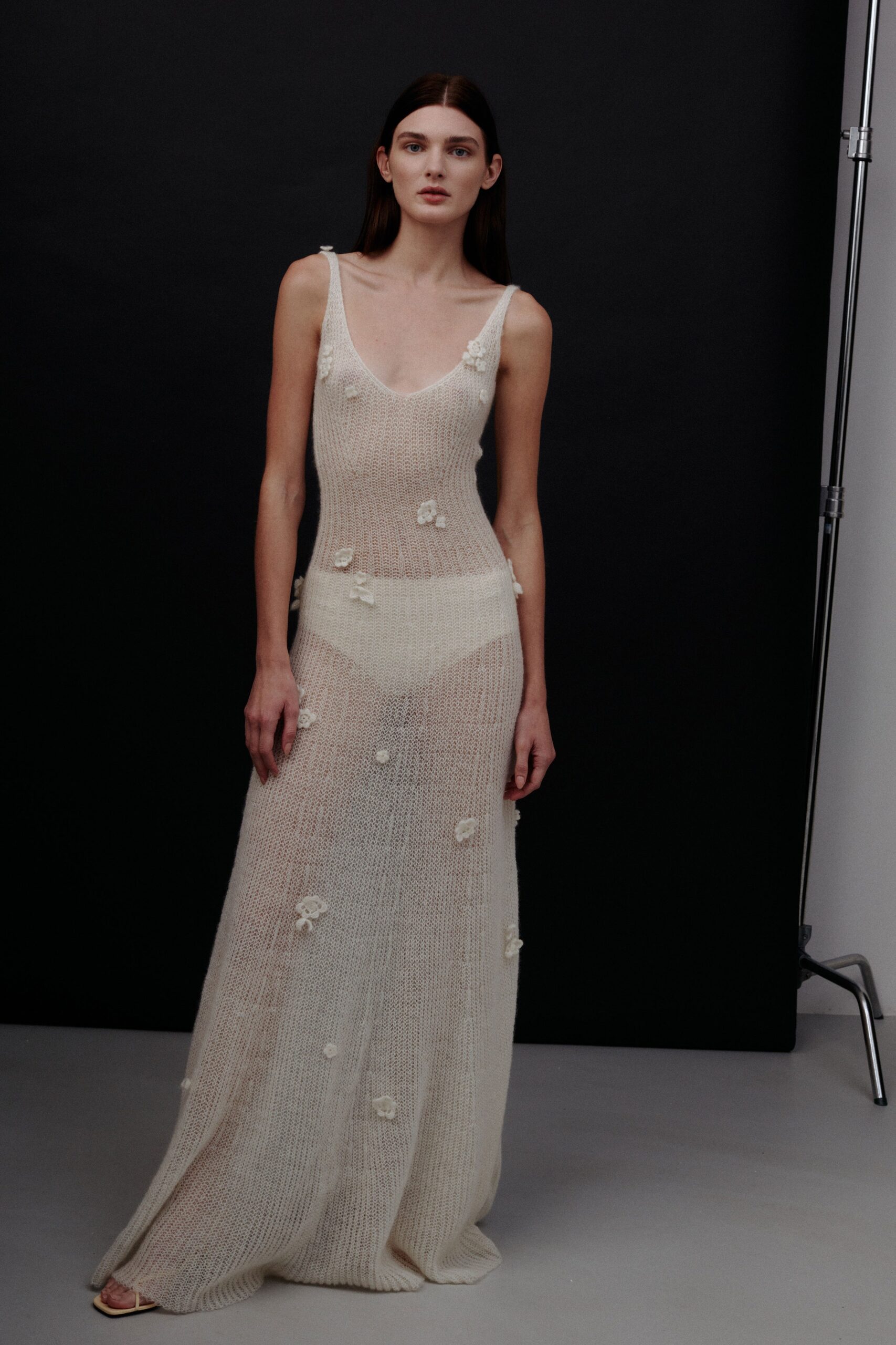 white fitted sleeveless dress