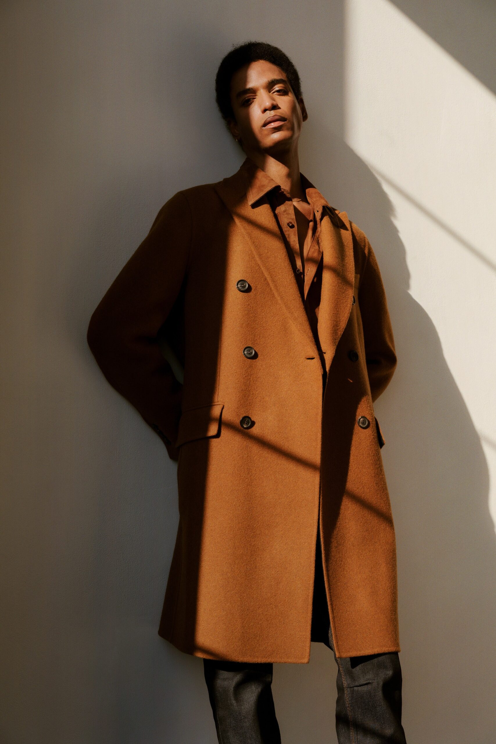 brown wool long-sleeve collared tailored coat