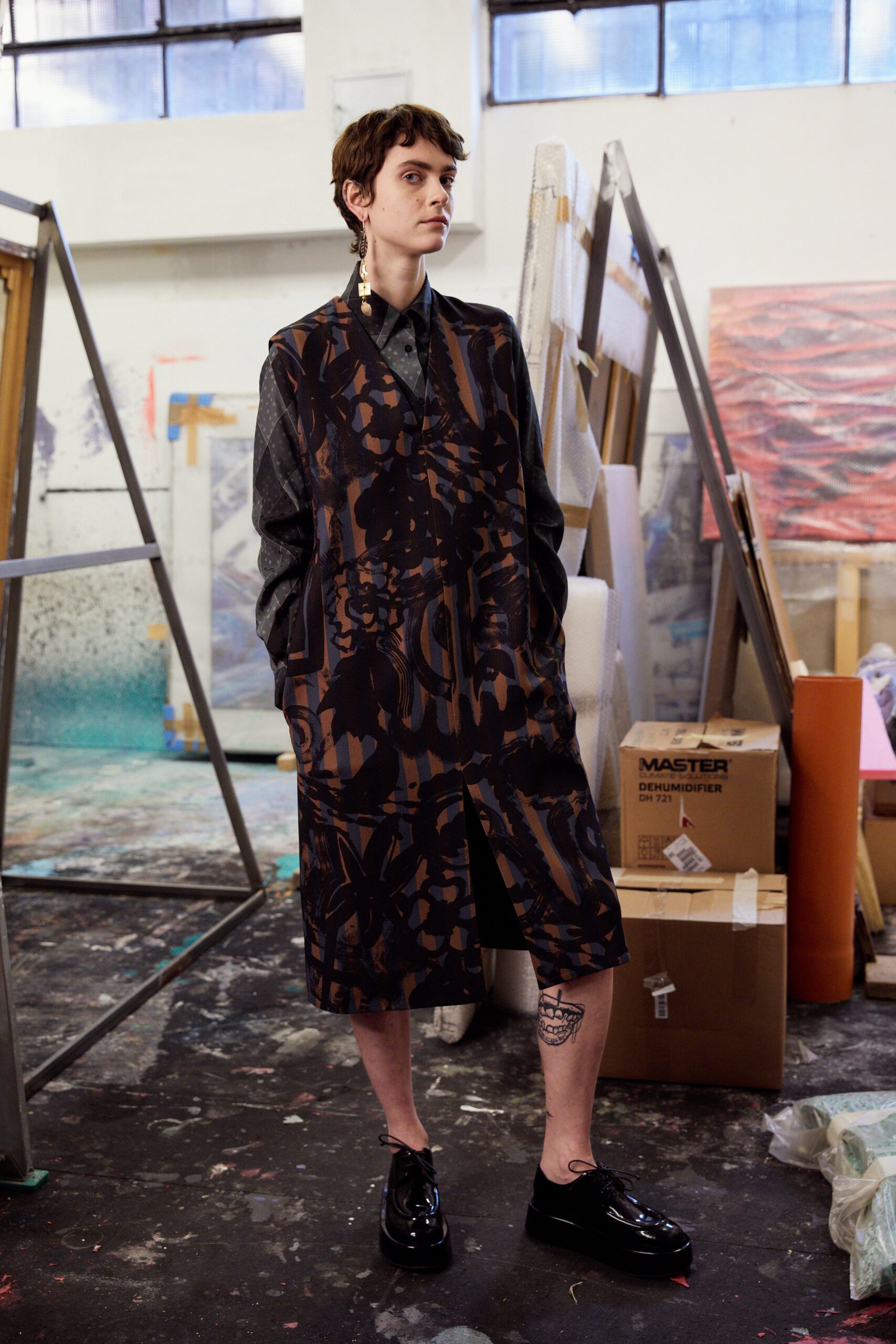 relaxed black printed vest