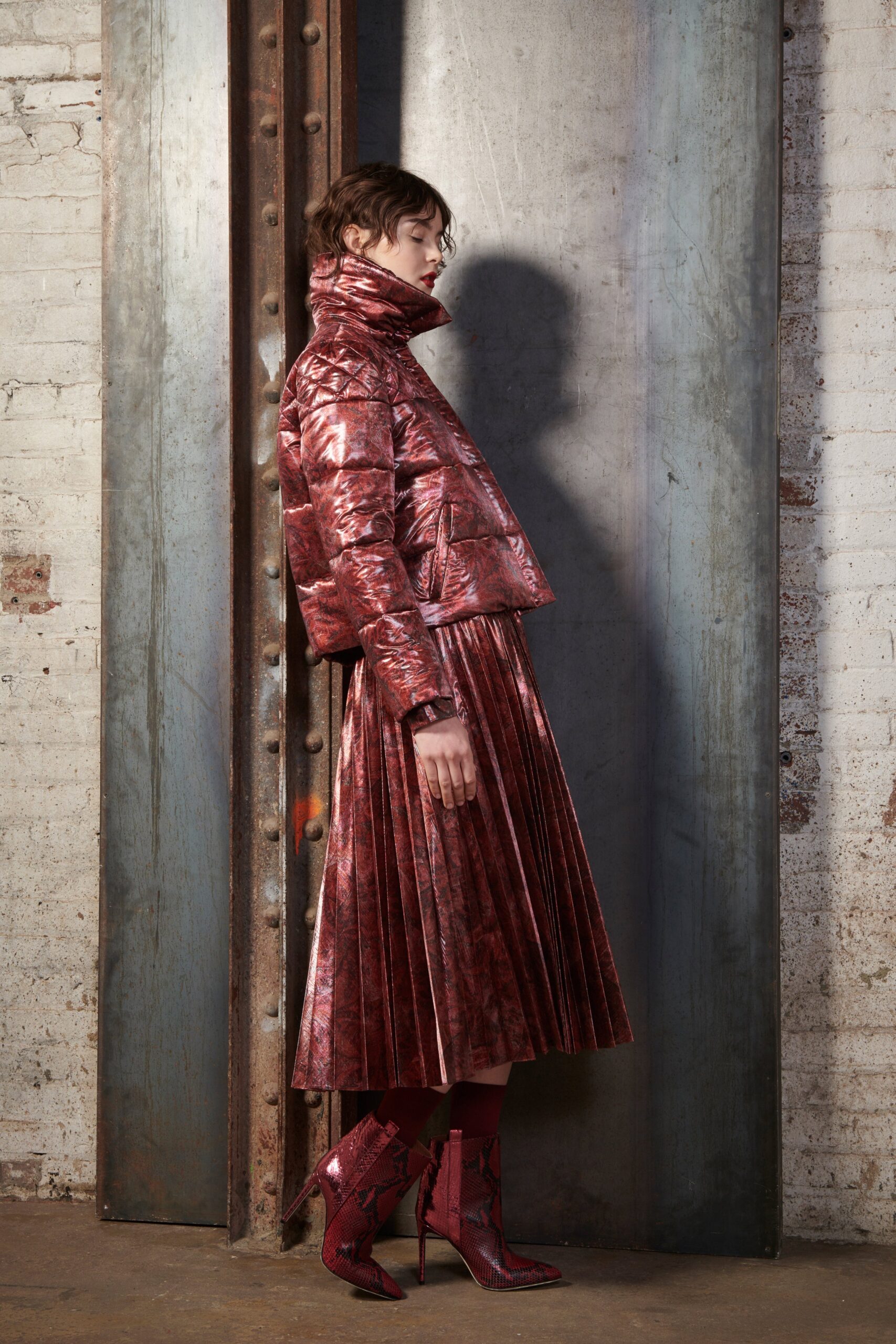 red silk long-sleeve collared fitted pleated shiny jacket