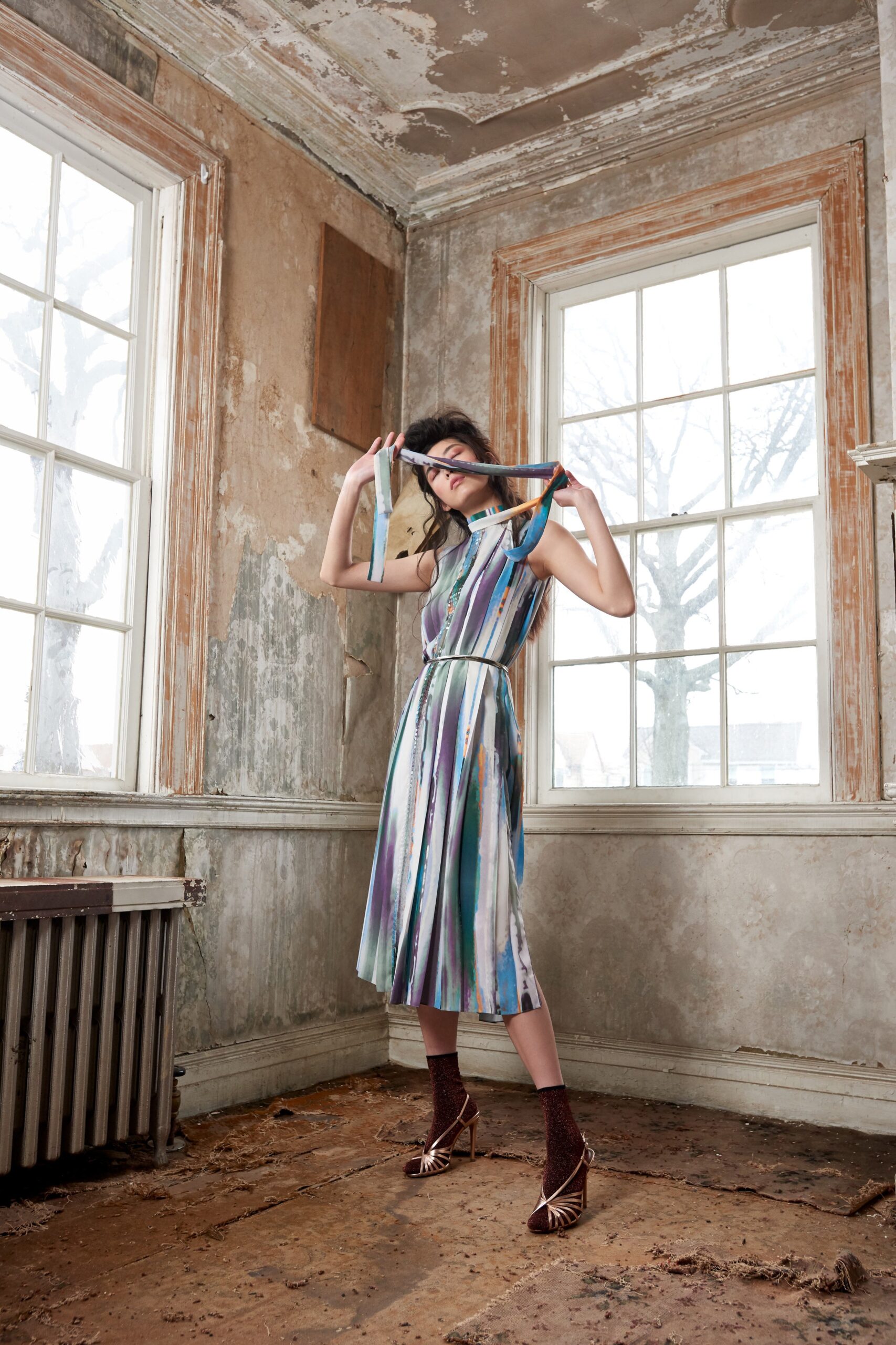 multi silk sleeveless v-neck fitted pleated flowing dress
